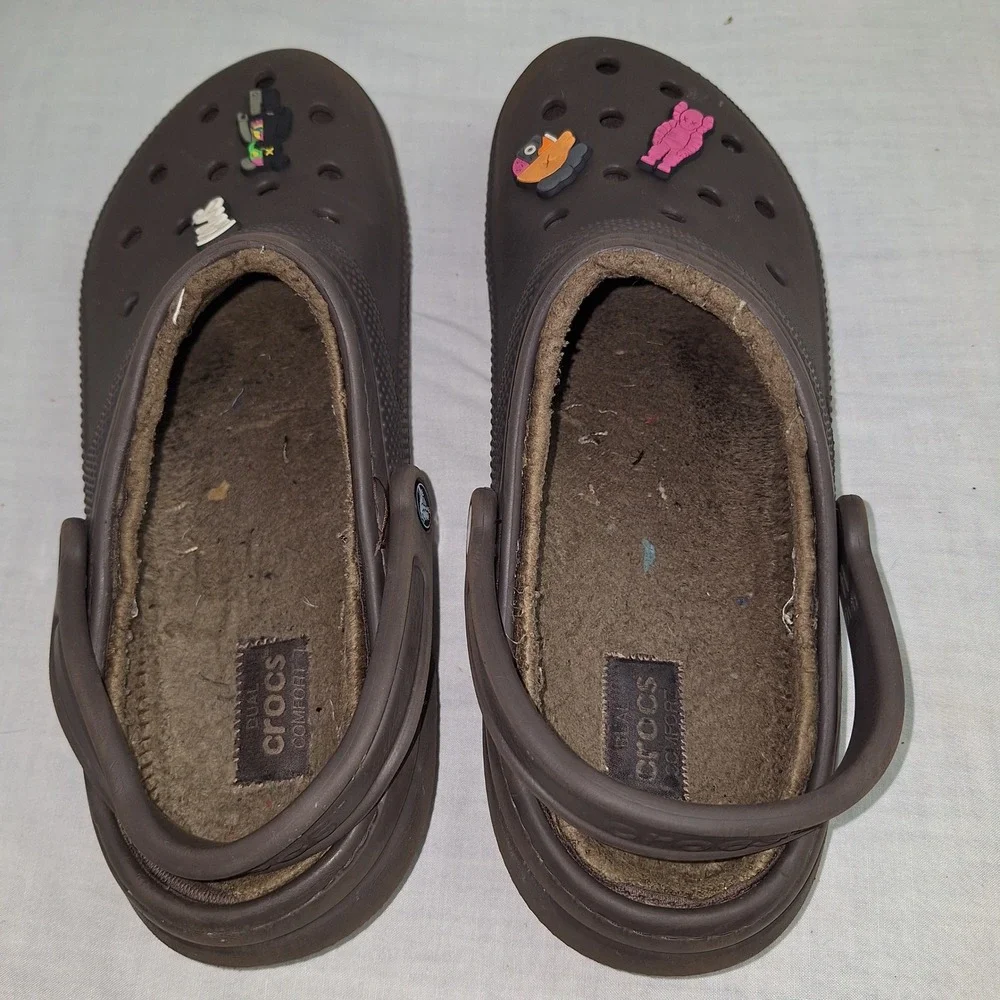 Crocs Brown 11 Classic Faux Fur Lined Clogs Men 203591 Chocolate Plush Interior